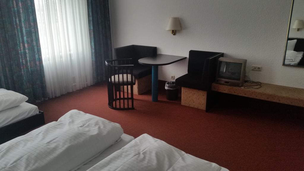 Hotel Bitterfelder Hof Εξωτερικό φωτογραφία