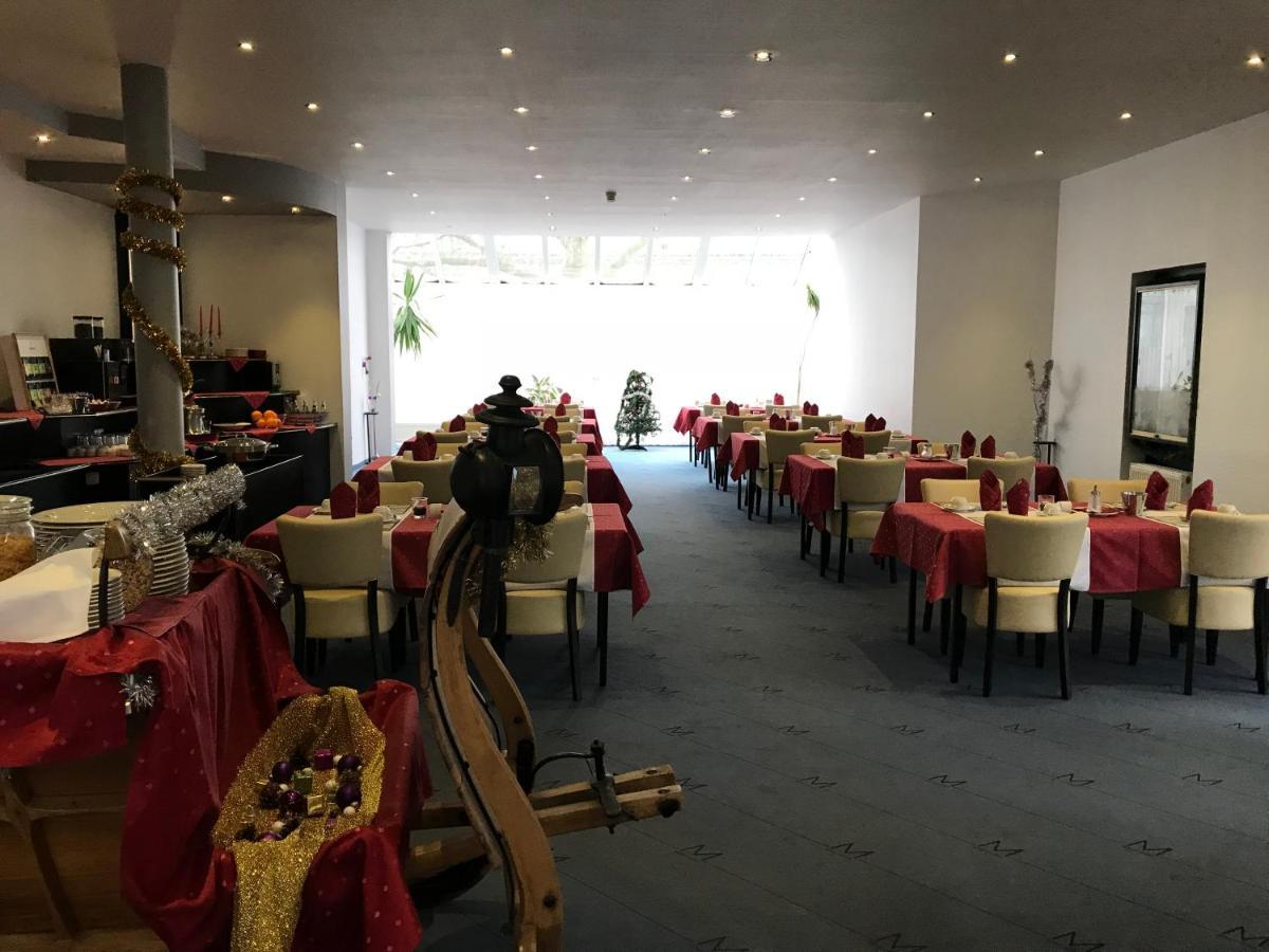 Hotel Bitterfelder Hof Εξωτερικό φωτογραφία